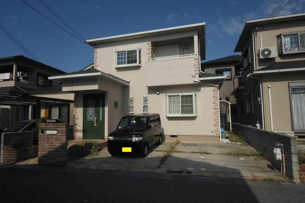 Local appearance photo