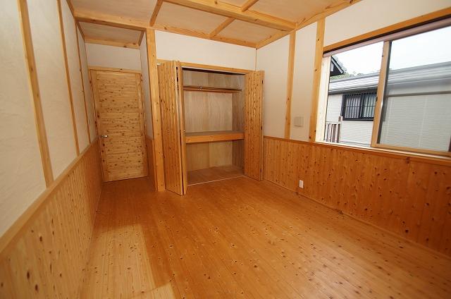 Non-living room. 2 Kaiyoshitsu