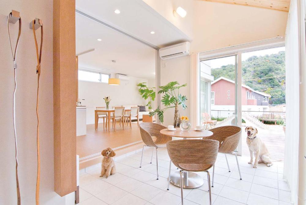 Building plan example (introspection photo). The spacious dog run is let them run free, Terrace that can be used in dog cafe feeling. It is a member of the important family dwelling that was doing for dog.