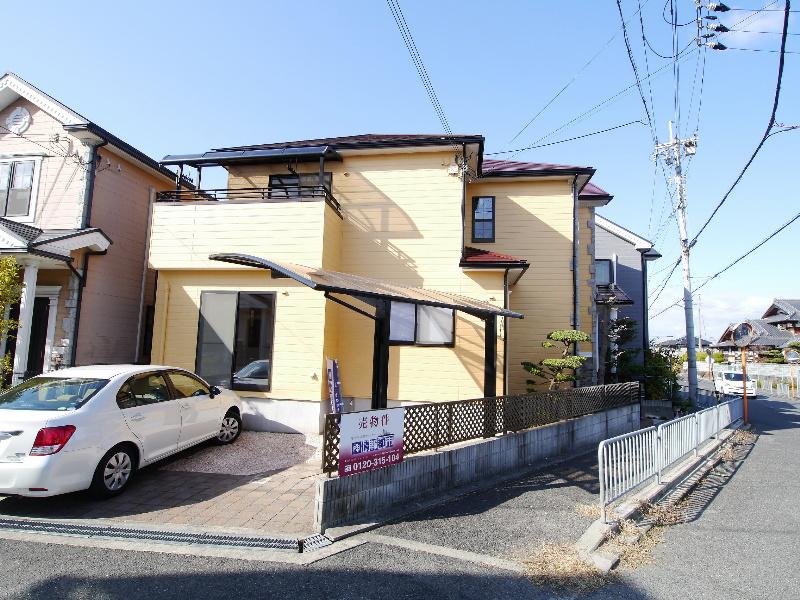 Local appearance photo