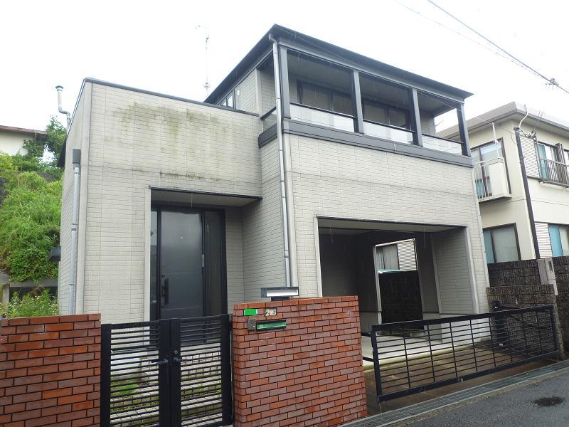 Local appearance photo. With built-in garage