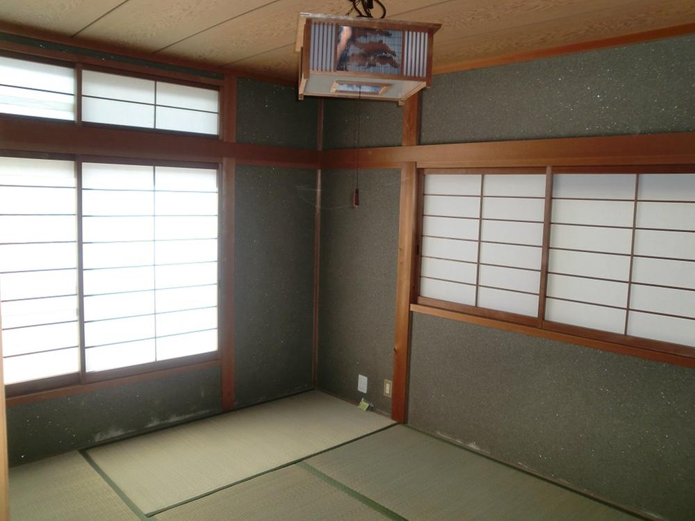 Non-living room. Second floor Japanese-style room