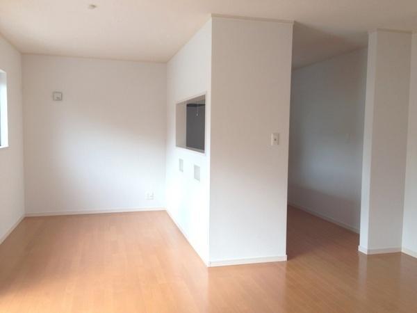 Living. The temporary hearthstone in the living room