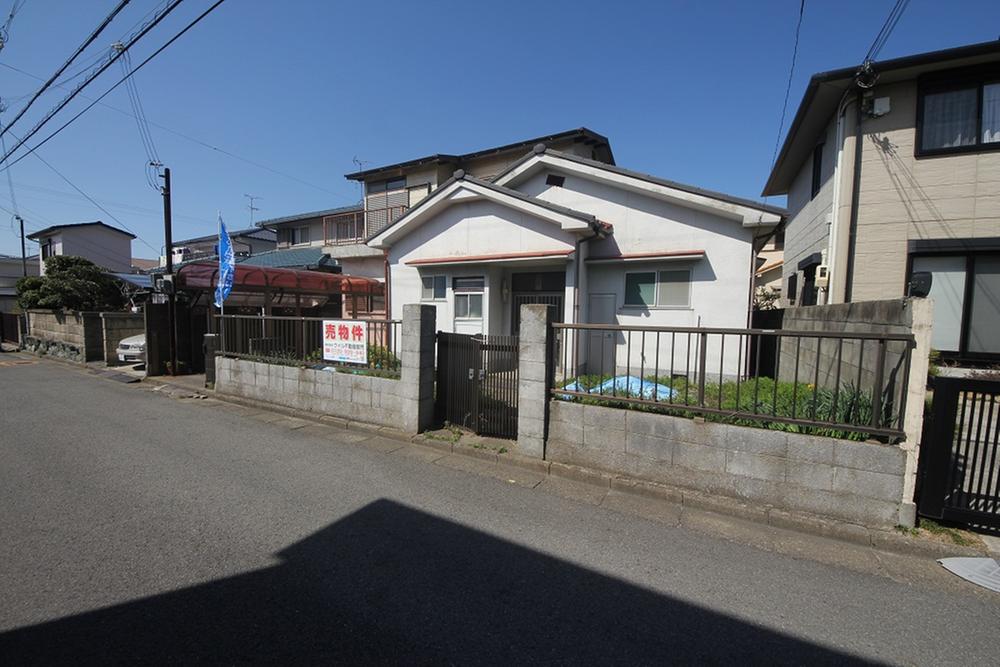 Local appearance photo