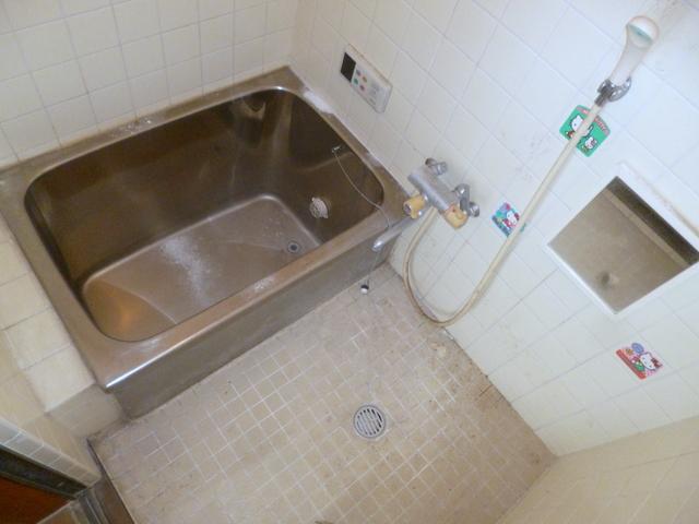 Bathroom. Indoor (July 2013) Shooting