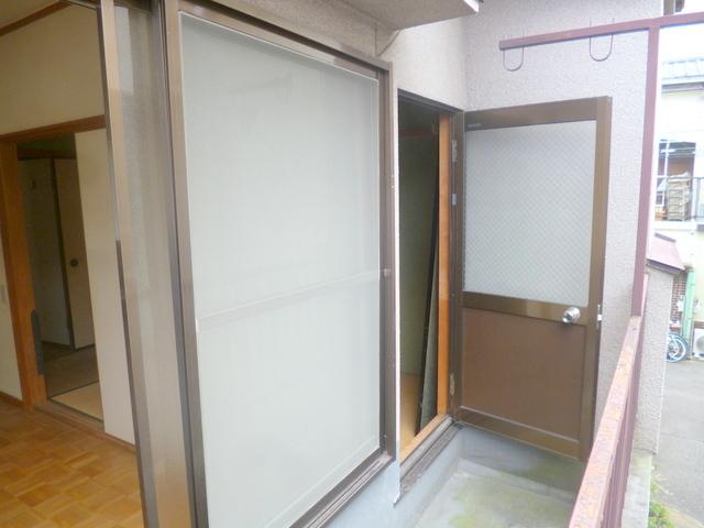 Balcony. Local (July 2013) Shooting