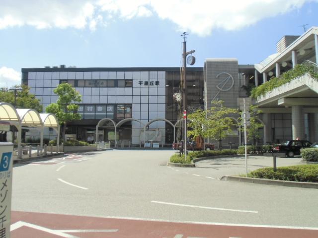 station. 1100m until JR Senrioka Station