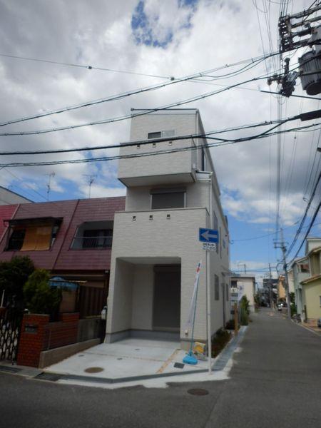 Local photos, including front road