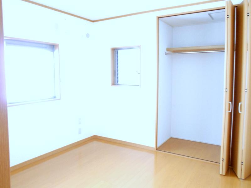 Other introspection. Indoor (July 2013) Shooting