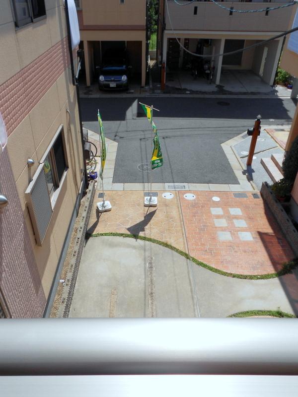 Parking lot. Local (July 2013) Shooting