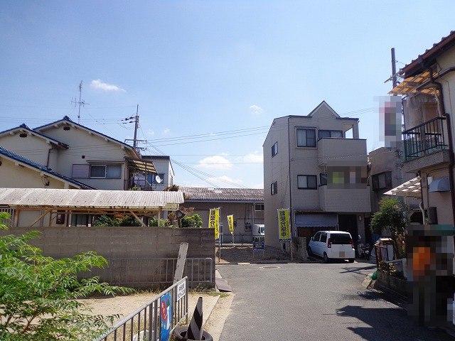 Local photos, including front road. Front road (4)