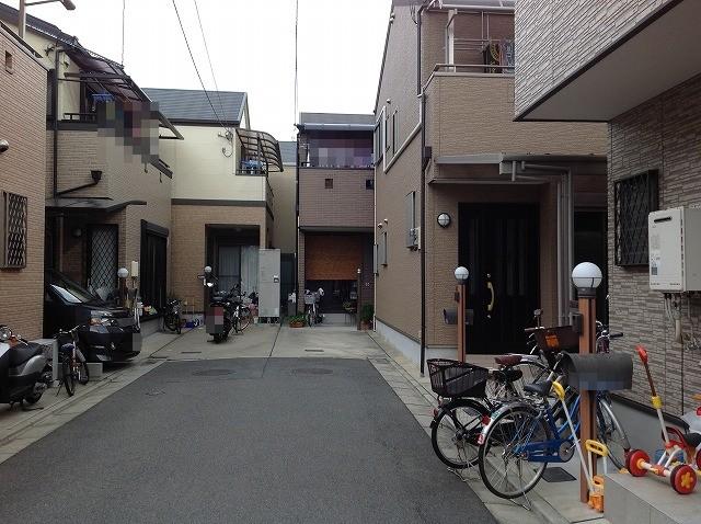 Local photos, including front road. Front road (1)