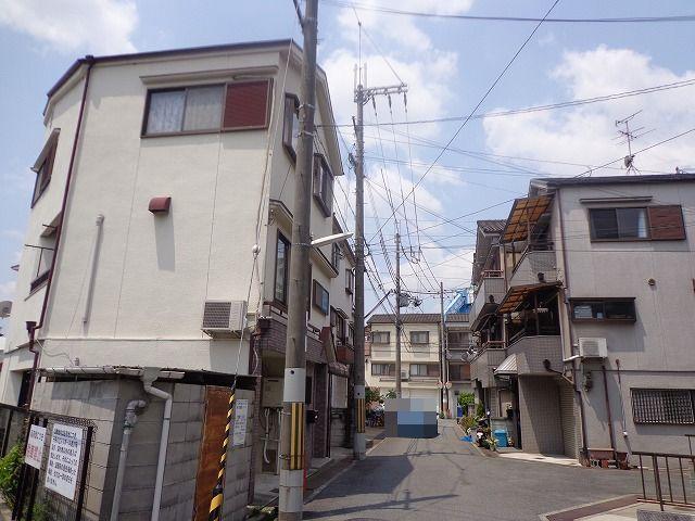 Local photos, including front road. Front road (1)