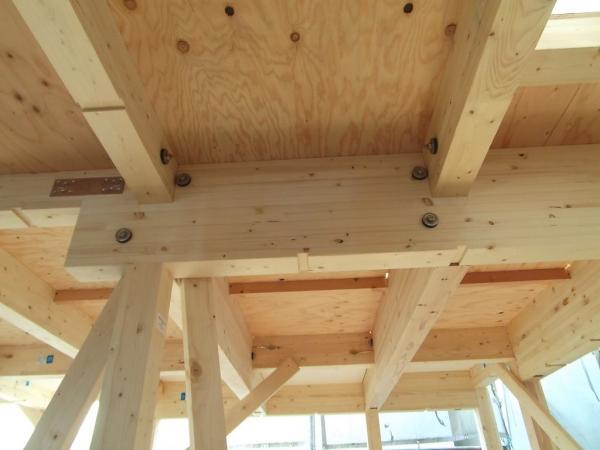 Local appearance photo. We entered a large beams