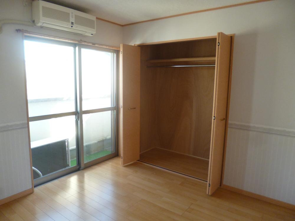 Non-living room. Indoor (September 2013) Shooting