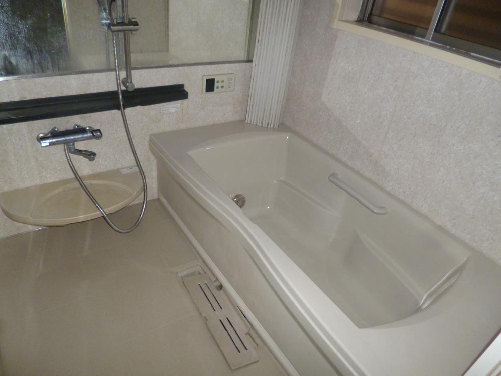 Bathroom. Indoor (September 2013) Shooting