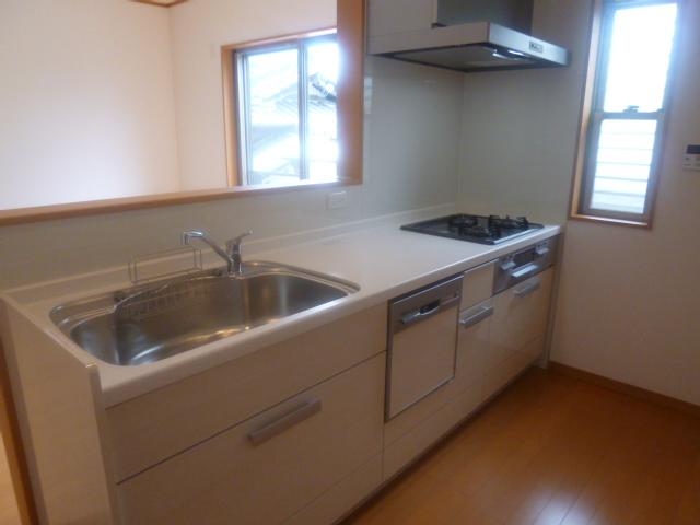 Same specifications photo (kitchen)