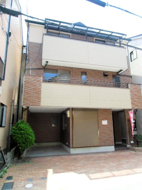 Local appearance photo. Local (July 2013) Shooting