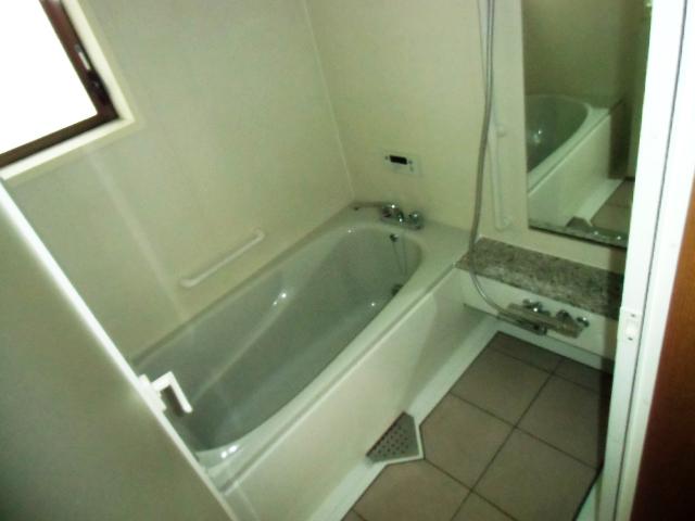 Bathroom. Indoor (July 2013) Shooting