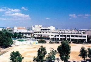 Primary school. Settsu City 973m to stand Beppu elementary school