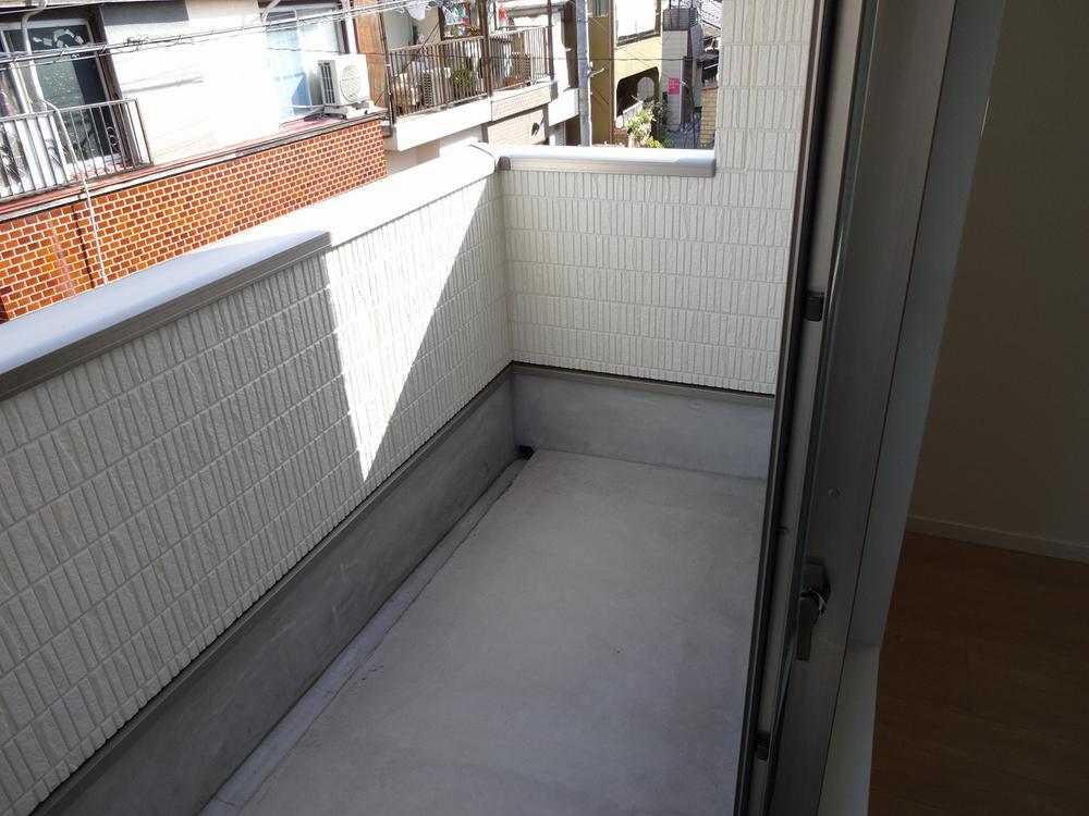 Balcony. Second floor balcony