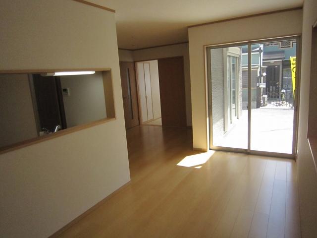 Living. Shooting from the room