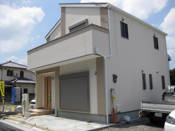 Same specifications photos (appearance). Your answering machine is also safe for children at the TV monitor with interphone that can check the visitor's