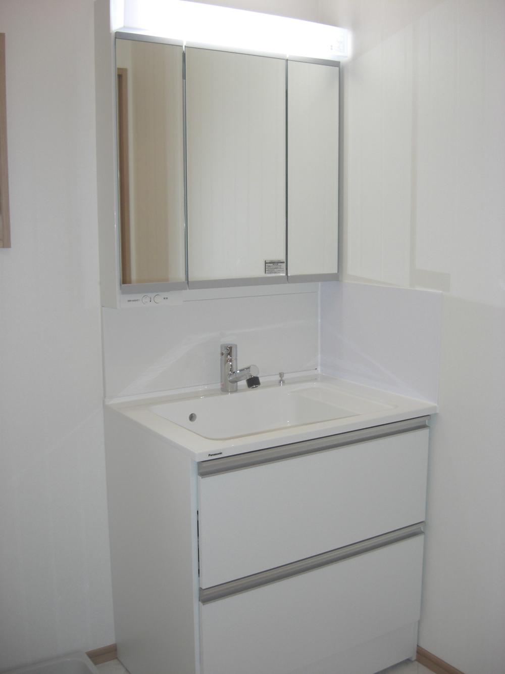 Building plan example (introspection photo). Building plan example (vanity)