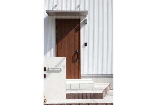 Same specifications photos (Other introspection). Same specifications photos (entrance)