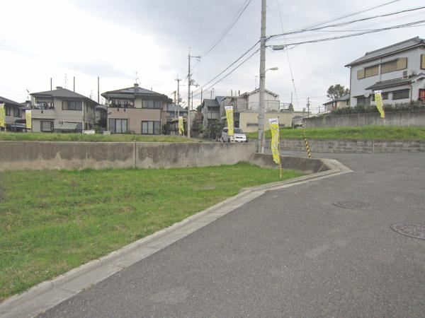 Local photos, including front road.  [Local Photos] Landscape that saw the No. 3 place from the front