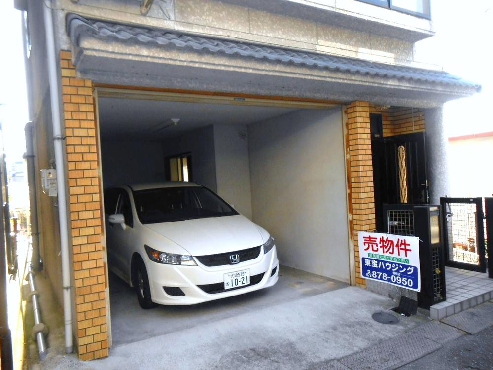 Parking lot. Indoor (11 May 2013) Shooting