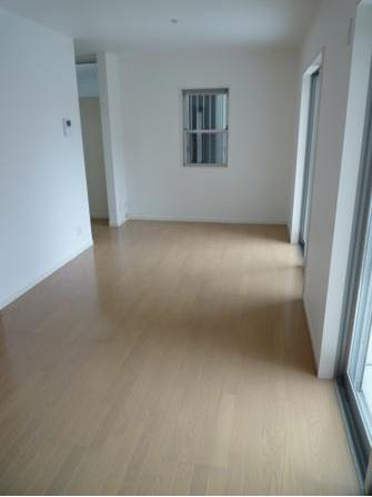 Living. Local appearance photo (living)