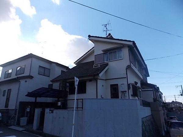 Local appearance photo. Per yang ・ Residence of ventilation good corner lot