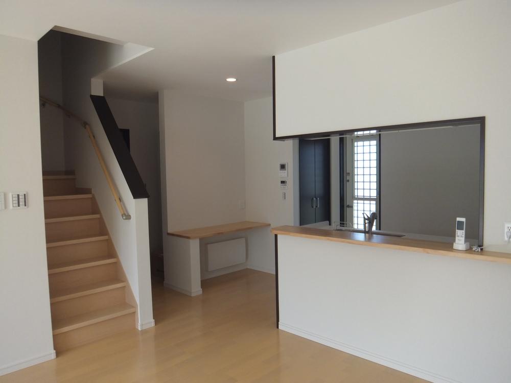 Same specifications photos (living). Same specifications