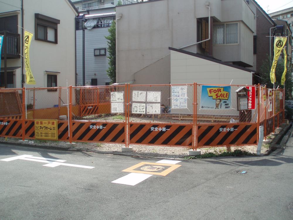 Local photos, including front road. Local (July 2013) Shooting