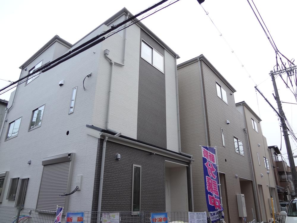 Local appearance photo. Completed soon! !