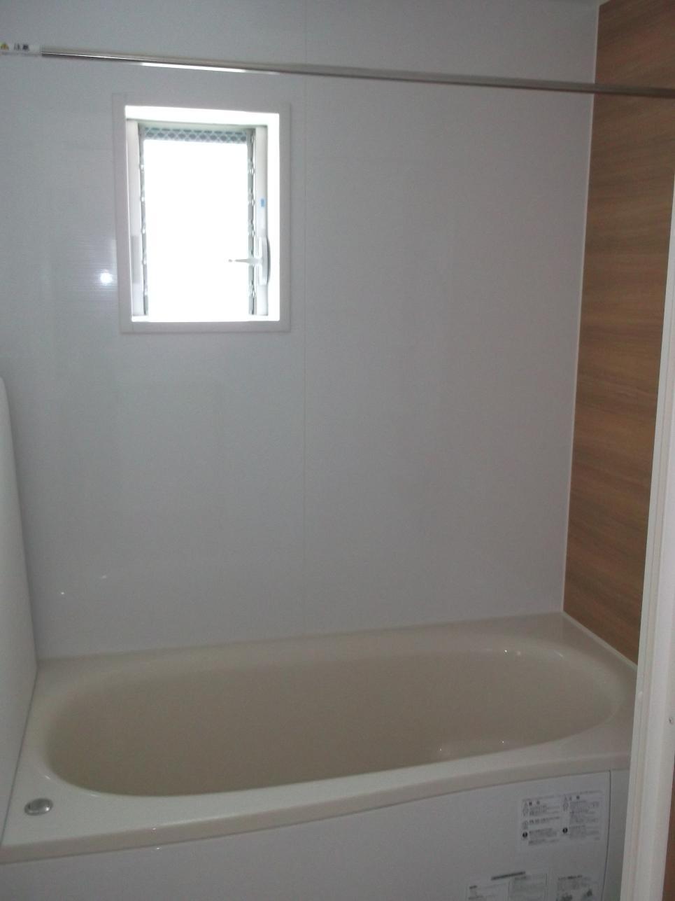 Bathroom. Indoor (04 May 2013) Shooting