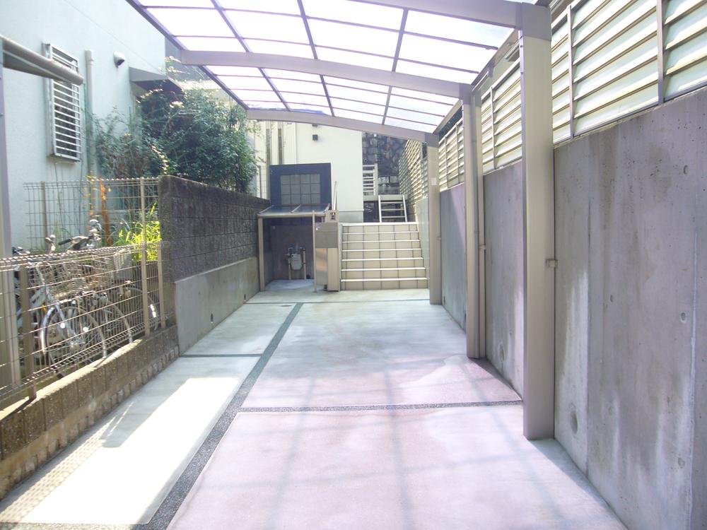 Parking lot. Garage two possible