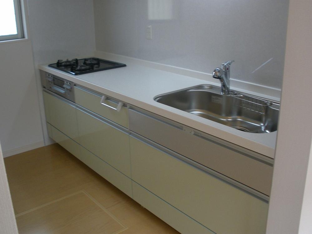 Kitchen. Same specifications