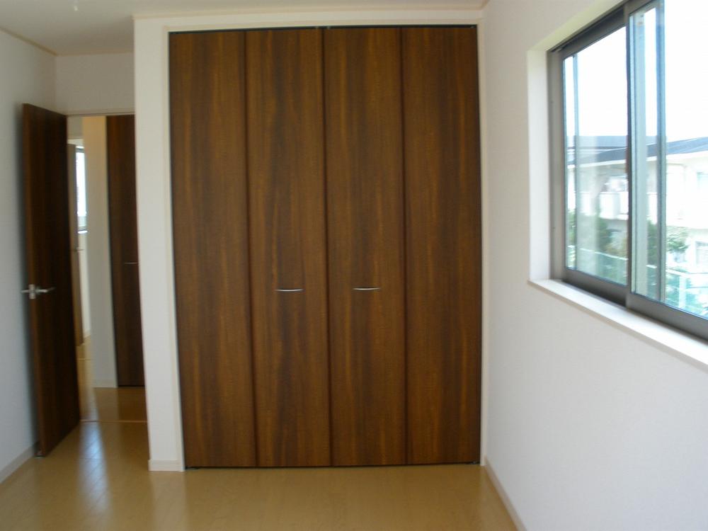 Same specifications photos (Other introspection). Same specifications