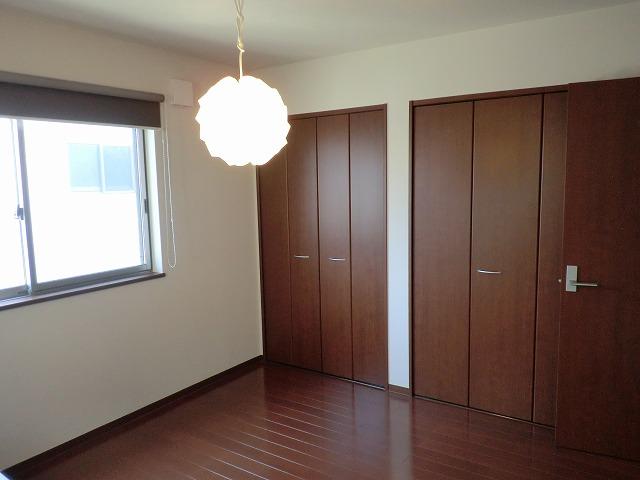 Non-living room. Room (May 2013) Shooting