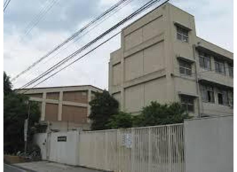 Junior high school. Toyotsu 1400m until junior high school