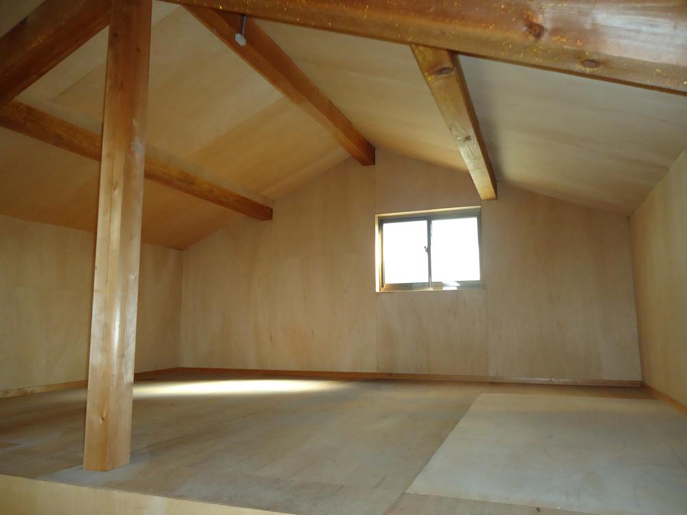 Receipt. Attic loft is excellent storage capacity! 