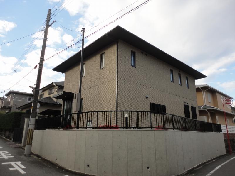 Local appearance photo. Local (11 May 2013) Shooting