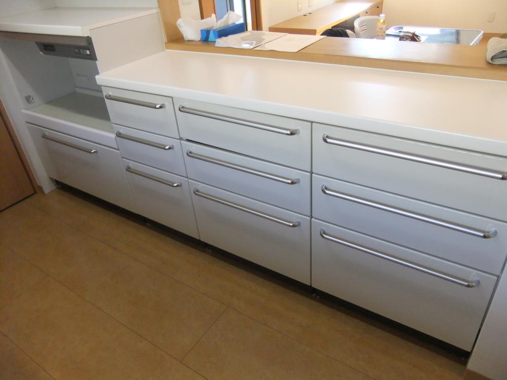 Kitchen. Indoor (12 May 2013) Shooting