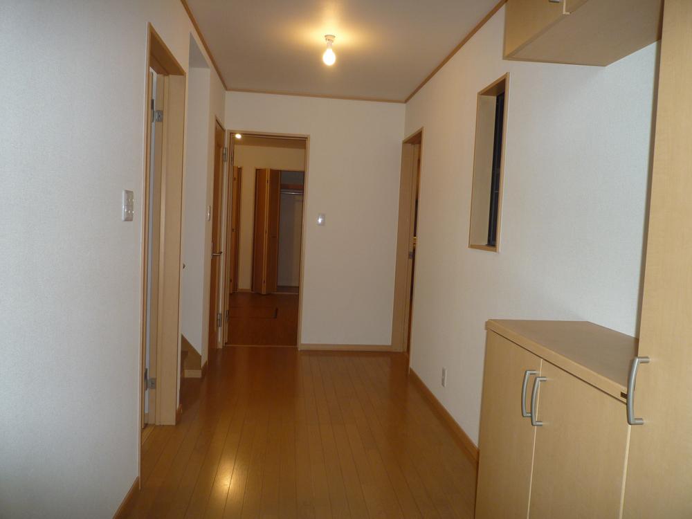 Entrance. Local (July 2013) Shooting