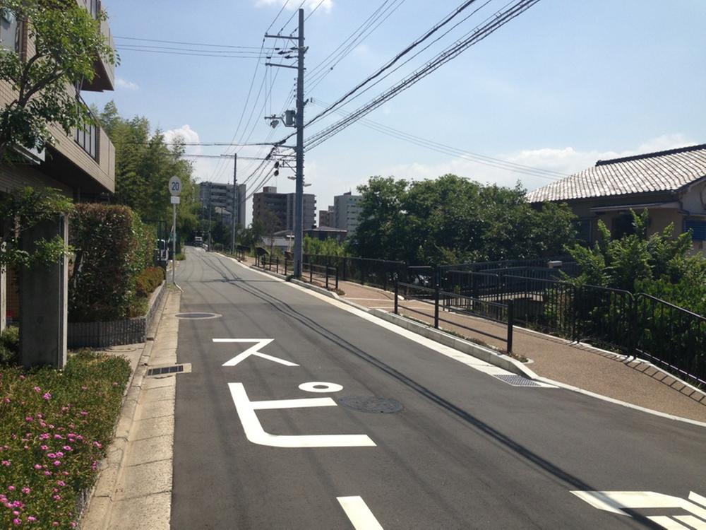 Local photos, including front road. Local (September 2013) Shooting