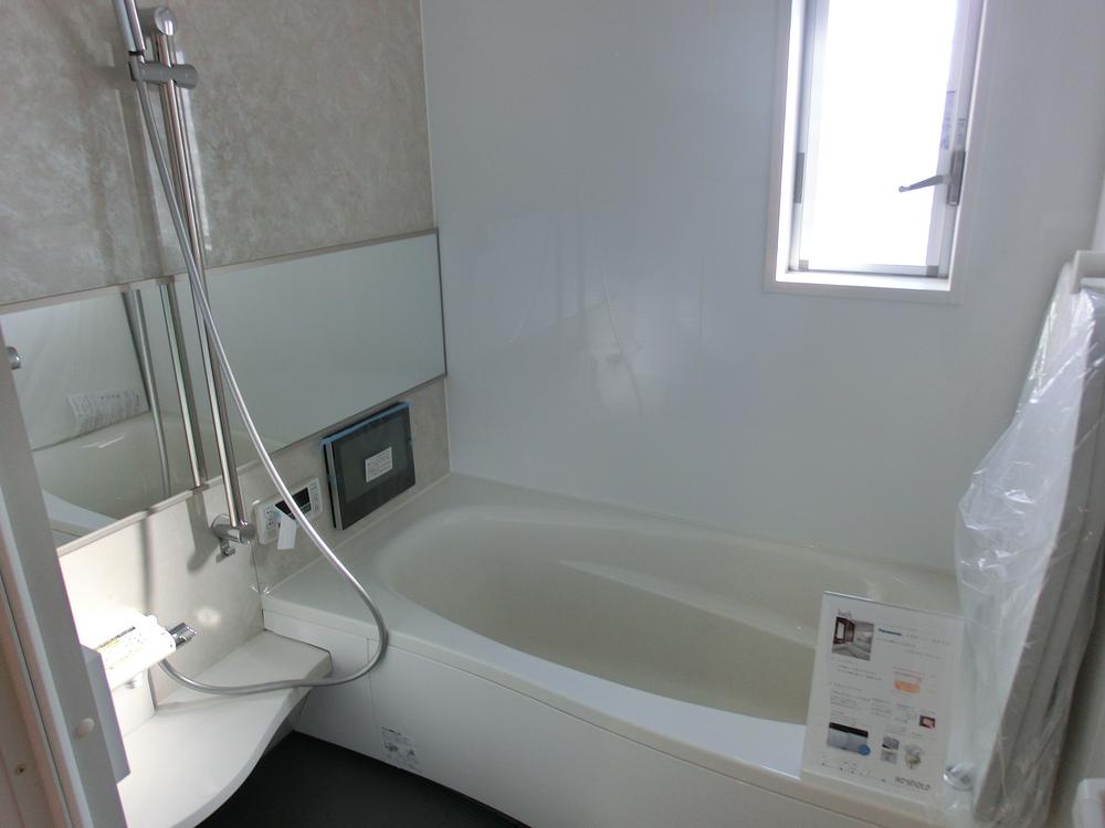 Bathroom. Indoor (12 May 2013) Shooting Panasonic's high-grade type bathroom