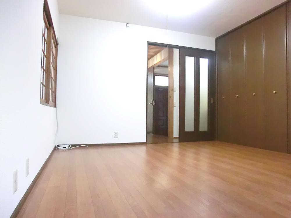 Living. Room (May 2013) Shooting