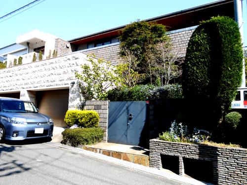 Local appearance photo. Local (08 May 2013) Shooting